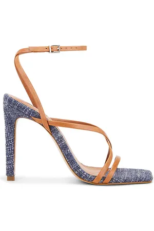 REVOLVE Schutz Schutz sandalia bari en color bronce talla 10 en - Tan. Talla 10 (también en 6, 6.5, 7.5, 8, 8.5, 9, 9.5).