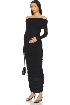 REVOLVE BUMPSUIT Bumpsuit vestido largo con hombro descubierto en color talla M en - Black. Talla M (también en S, XS).