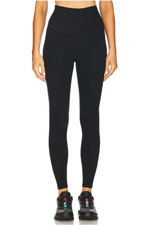 REVOLVE Beyond Yoga Beyond yoga spacedye raise the barre shirred legging en color negro talla L en - Black. Talla L (también en M, S, XL, XS).
