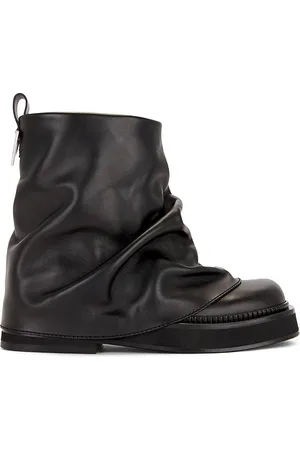 REVOLVE THE ATTICO The attico botas robin en color talla 36 en - Black. Talla 36 (también en 36.5, 37, 37.5, 38, 38.5, 39, 39.5, 40, 41).