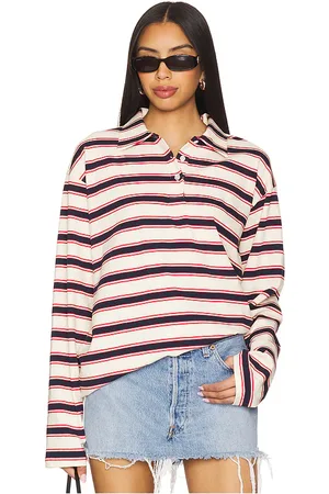 REVOLVE Superdown Superdown cailyn polo top en color navy,red talla L en - Navy,Red. Talla L (también en M, S, XL, XS).