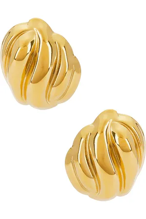 REVOLVE Amber Sceats Amber sceats pendientes jemima en color oro metálico talla all en - Metallic Gold. Talla all.