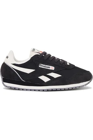 REVOLVE Reebok Reebok zapatilla deportiva classic az en color negro talla 10 en - Black. Talla 10 (también en 6, 6.5, 7, 7.5, 8, 8.5, 9