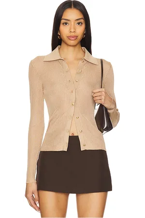 REVOLVE Alice + Olivia Alice + olivia nealie ribbed polo en color talla L en - Tan. Talla L (también en M, S, XS).