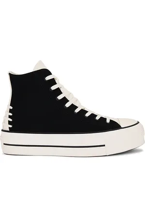 REVOLVE Converse Converse zapatilla deportiva chuck taylor all star lift en color negro talla 10 en - Black. Talla 10 (también en 5.5, 6.5, 7, 7