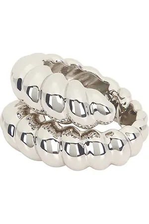 REVOLVE Julietta Julietta pulsera rhonda en color metálico talla all en - Metallic Silver. Talla all.