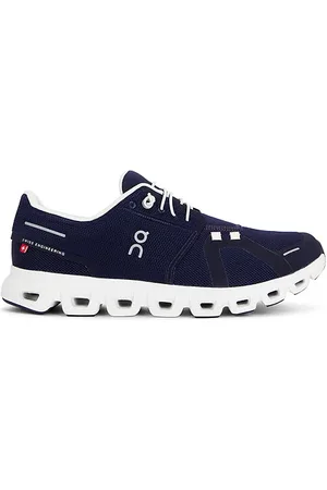 REVOLVE On On zapatillas deportivas cloud 6 en color negro talla 10 en - Black. Talla 10 (también en 10.5, 11, 11.5, 12, 12.5, 13, 7, 7.5