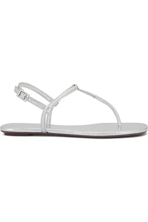 REVOLVE Schutz Schutz sandalia elsha en color plateado metálico talla 10 en - Metallic Silver. Talla 10 (también en 6, 6.5, 7, 7.5, 8, 8.5, 9, 9.5).
