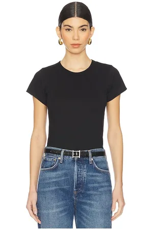 REVOLVE Eterne Eterne fitted crewneck short sleeve top en color talla L en - Black. Talla L (también en M, S, XL, XS).