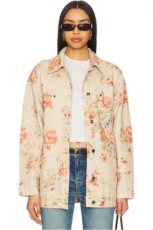 REVOLVE Free People Free people chaqueta denim we the free avery en color crema talla L en - Cream. Talla L (también en S, XL).