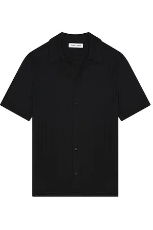 REVOLVE SAMSOE SAMSOE Samsoe samsoe camisa manga corta sakvistbro en color talla L en - Black. Talla L (también en XL/1X).