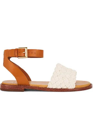 REVOLVE Schutz Schutz sandalia isabel flat en color marrón talla 10 en - Brown. Talla 10 (también en 6, 6.5, 7, 7.5, 8, 8.5, 9, 9.5).