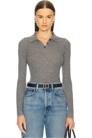 REVOLVE Guest In Residence Guest en residence long sleeve shrunken cashmere polo en color gris talla L en - Grey. Talla L (también en M, S, XL, XS)