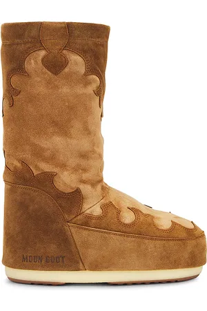 REVOLVE MOON BOOT Moon boot bota de gamuza bordada icon en color marrón talla 35/38 en - Brown. Talla 35/38 (también en 39/41, 42/44, 45/47).