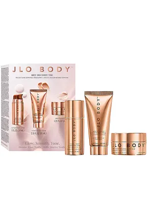 REVOLVE JLo Beauty Jlo beauty trío de mini cuerpo mini body trio en color belleza: na talla all en /A - Beauty: NA. Talla all.