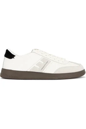 REVOLVE East Pacific Trade East pacific trade zapatillas deportivas santos en color blanco talla 38 en Off White Grey & Black - White. Talla 38 (también en