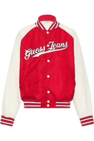 REVOLVE Guess Jeans Guess jeans cazadora raglan patch en color red,cream talla L en - Red,Cream. Talla L (también en M, S, XL/1X, XS).
