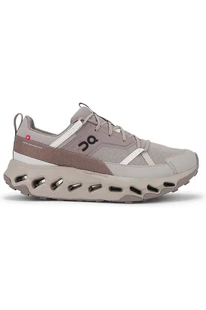 REVOLVE On On zapatillas deportivas cloudhorizon en color marrón talla 10 en - Brown. Talla 10 (también en 10.5, 11, 11.5, 12, 8, 8.5, 9.5).