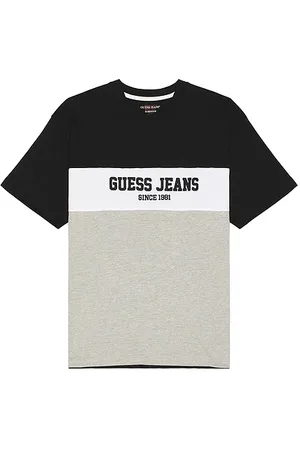 REVOLVE Guess Jeans Guess jeans camiseta en color gris talla L en - Grey. Talla L (también en M, S, XL/1X, XS).