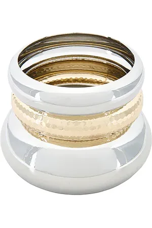 REVOLVE 8 Other Reasons 8 other reasons conjunto de brazalete aubrey en color plateado metálico talla all en - Metallic Silver. Talla all.