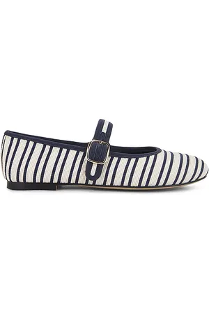 REVOLVE Steve Madden Steve madden mercedita plana dory en color navy,white talla 10 en - Navy,White. Talla 10 (también en 6, 6.5, 7, 7.5, 8