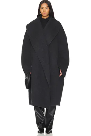 REVOLVE Helmut Lang Helmut lang abrigo apex cocoon en color charcoal talla M en - Charcoal. Talla M (también en S).