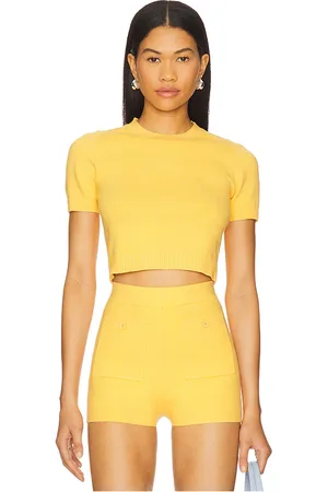 REVOLVE JoosTricot Joostricot top recortado manga corta en color naranja talla L en - Orange. Talla L (también en M, S, XS).
