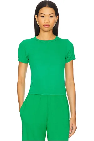 REVOLVE Michael Lauren Michael lauren rhea short sleeve fitted top en color verde talla L en - Green. Talla L (también en M, S, XL, XS).