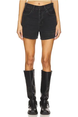 REVOLVE Free People Free people short vaquero we the free tippi en color negro talla 24 en - Black. Talla 24 (también en 25, 26, 28, 30, 32).