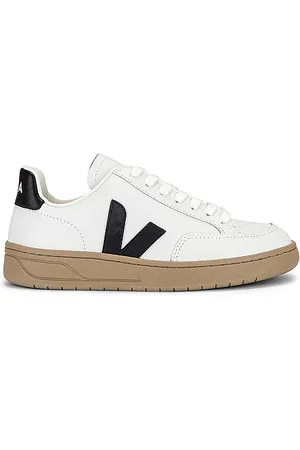 REVOLVE Veja Veja zapatilla deportiva v-12 en color blanco talla 36 en - White. Talla 36 (también en 37, 38, 39, 40, 41).