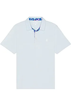 REVOLVE Chubbies Chubbies the baby blue bell performance polo en color azul talla L en - Blue. Talla L (también en M, S, XL/1X).