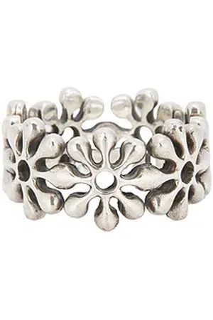 REVOLVE MAPLE Maple anillo orbit en color plateado metálico talla 10 en - Metallic Silver. Talla 10 (también en 11, 9).