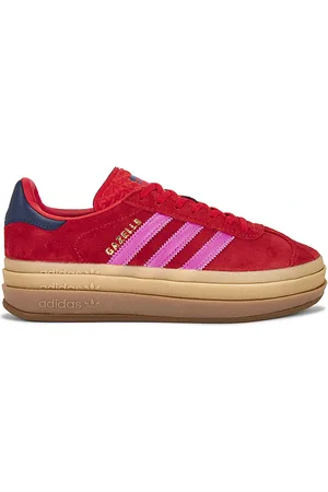REVOLVE Adidas Originals Adidas originals zapatilla deportiva gazelle bold en color rojo talla 6 en Red Semi Lucid Fuchsia & Night Indigo - Red. Talla 6 (ta