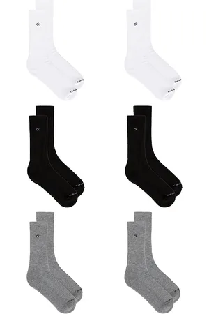 REVOLVE Calvin Klein Calvin klein calcetines en color gris talla all en - Grey. Talla all.