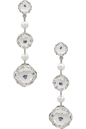 REVOLVE Jennifer Behr Jennifer behr pendientes damira en color plateado metálico talla all en - Metallic Silver. Talla all.