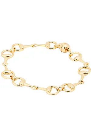 REVOLVE Luv AJ Luv aj brazalete horsebit en color oro metálico talla all en - Metallic Gold. Talla all.