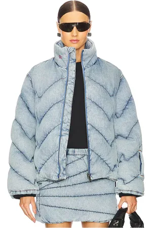 REVOLVE Perfect Moment Perfect moment plumífero denim en color talla L en - Denim-Light. Talla L (también en M, XS).