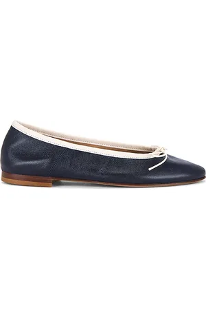 REVOLVE Mansur Gavriel Mansur gavriel zapato plano dance ballerina en color azul marino talla 38 en - Navy. Talla 38 (también en 39).