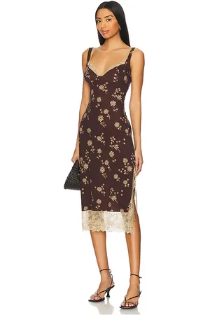 REVOLVE Free People Free people vestido lencero a media pierna free people party crasher en color marrón talla L en - Brown. Talla L (también en X