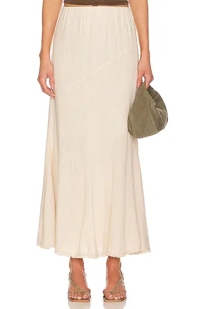 REVOLVE HEARTLOOM Heartloom falda maxi hester en color beige talla L en - Beige. Talla L (también en XS).