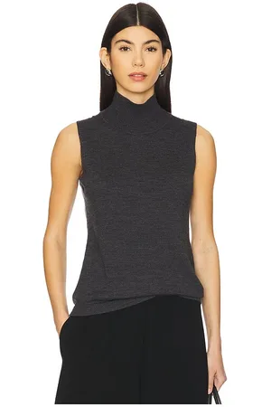 REVOLVE Courtney Zheng Courtney zheng top sin mangas marlo en color gris talla M/L en - Grey. Talla M/L (también en S/M).