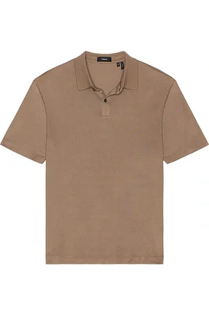 REVOLVE Theory Theory kayser short sleeve polo en color marrón talla L en - Brown. Talla L (también en S, XXL/2X).
