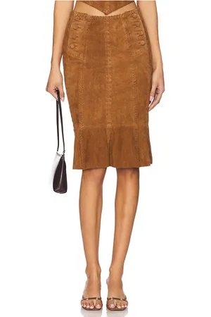 REVOLVE Understated Leather Understated leather falda midi handkerchief en color talla L en - Brown. Talla L (también en M, S).