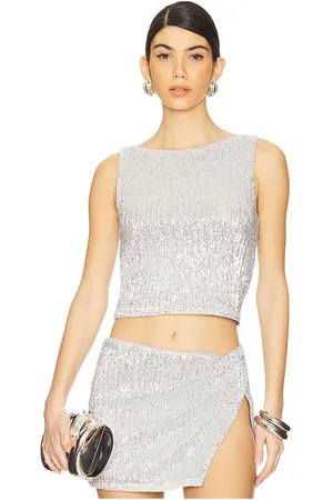 REVOLVE Lovers and Friends Lovers and friends selma top en color metálico talla L en - Metallic Silver. Talla L (también en M, S, XL, XS).