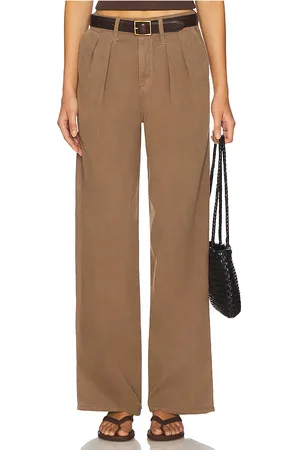REVOLVE AMO Denim Amo denim pantalón con trabillas sheryl en color taupe talla 23 en - Taupe. Talla 23 (también en 24, 26, 27, 28, 29, 30, 31).