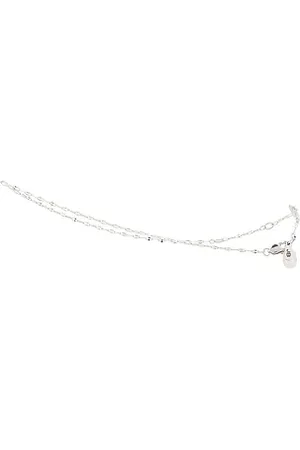 REVOLVE Jenny Bird Jenny bird pulsera capri en color plateado metálico talla all en - Metallic Silver. Talla all.
