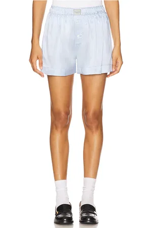 REVOLVE Comme Si Comme si silk boxer classica short en color azul talla L en - Blue. Talla L (también en M, S, XL, XS).