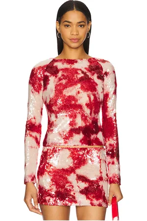 REVOLVE Kim Shui Kim shui sequin top en color talla M en - Red. Talla M (también en S, XS).