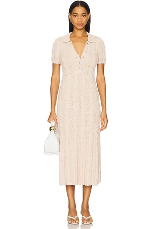 REVOLVE Free People Free people vestido midi amory en color neutral talla L en - Neutral. Talla L (también en M, S, XL, XS).