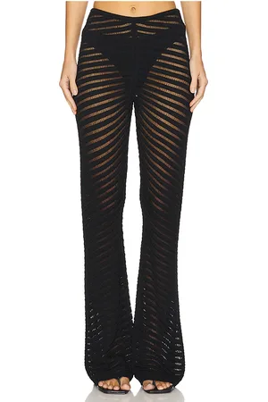 REVOLVE DEVON WINDSOR Devon windsor pantalón acampanado camille en color talla L en - Black. Talla L (también en M, S, XL, XS).